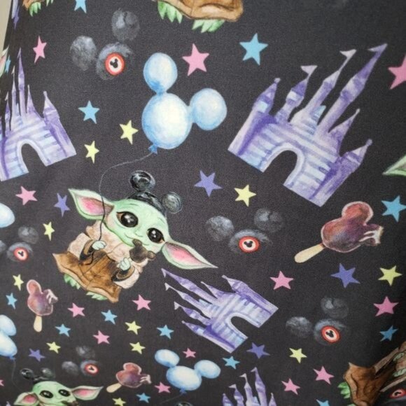 Child Grogi - Baby Yoda Print Cold Shoulder Dress Size 2X - Picture 4 of 7